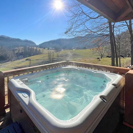 Whits End Smoky Mtn Home With Hot Tub, Views Waynesville Exterior foto